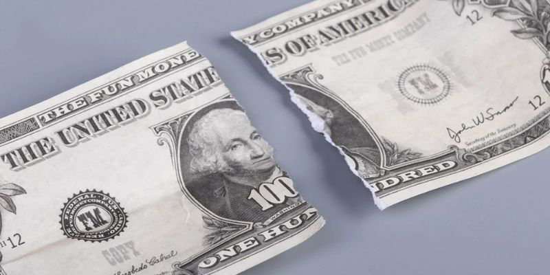 Mơ thấy tờ tiền rách